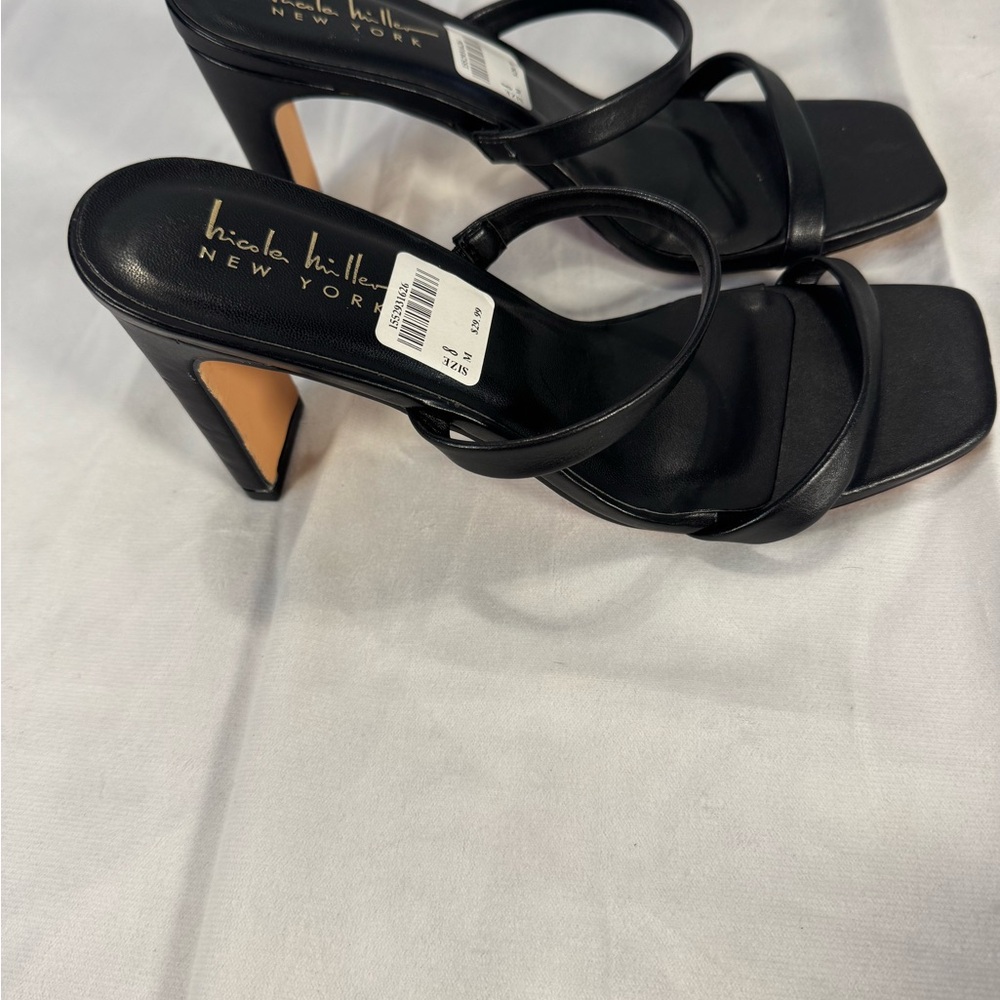 Nicole Miller Elegant Black Heels - Picture 2 of 4